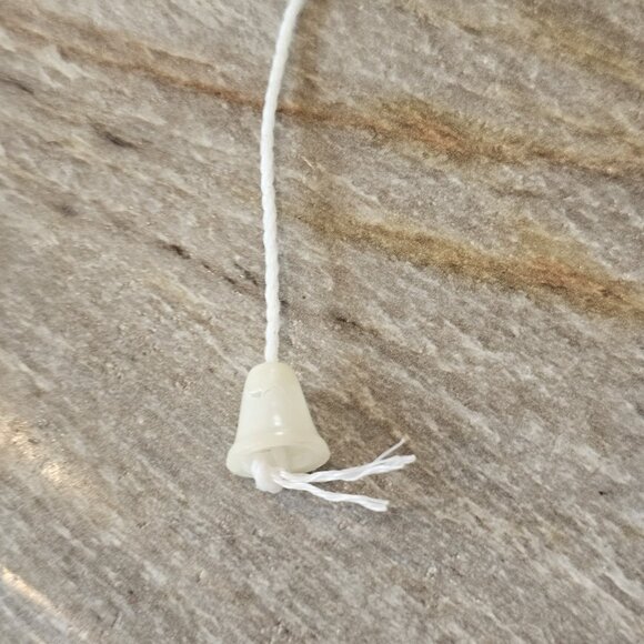 2 70s Battery Operated Wireless Closet Lights Pull Cord‎ Retro Plastic 5 Inches - Picture 7 of 11